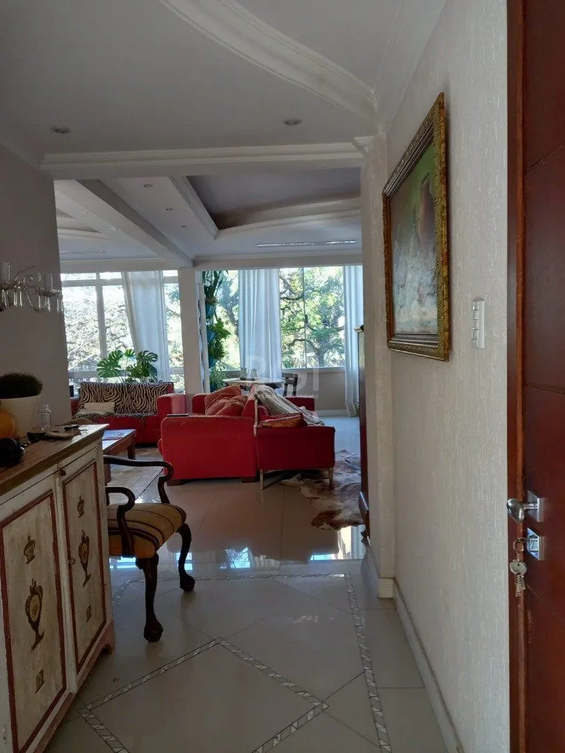 Imagem Apartamento para Venda - 150m², 3 dormitórios, 1 vaga - Bom Fim