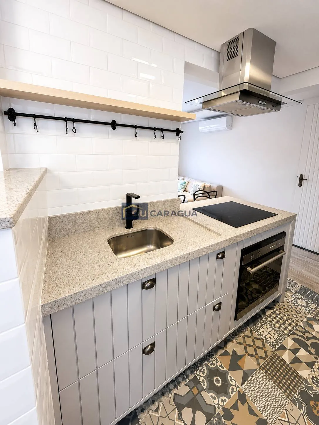 Imagem Apartamento 2 quartos, piscina a 400m da praia Martim de Sá Venda