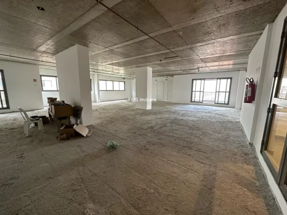 Imagem Laje comercial com 690m² para locação em Conceição.