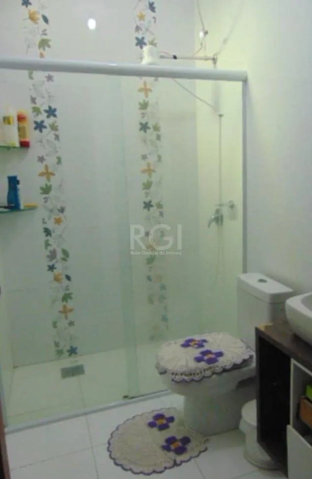 Imagem Casa para Venda - 166m², 3 dormitórios, sendo 1 suites, 4 vagas - Vila Márcia