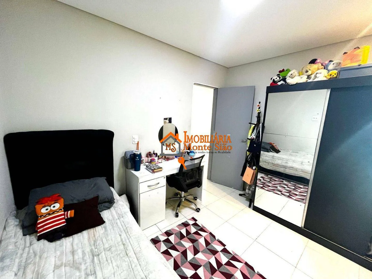 Imagem Sobrado com 3 dormitórios à venda, 210 m² por R$ 550.000,00 - Vila Rio de Janeiro - Guarulhos/SP