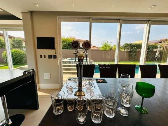 Imagem Casa de alto padrão disponível para venda e locação no condomínio Mont Blanc, em Campinas. Com ...