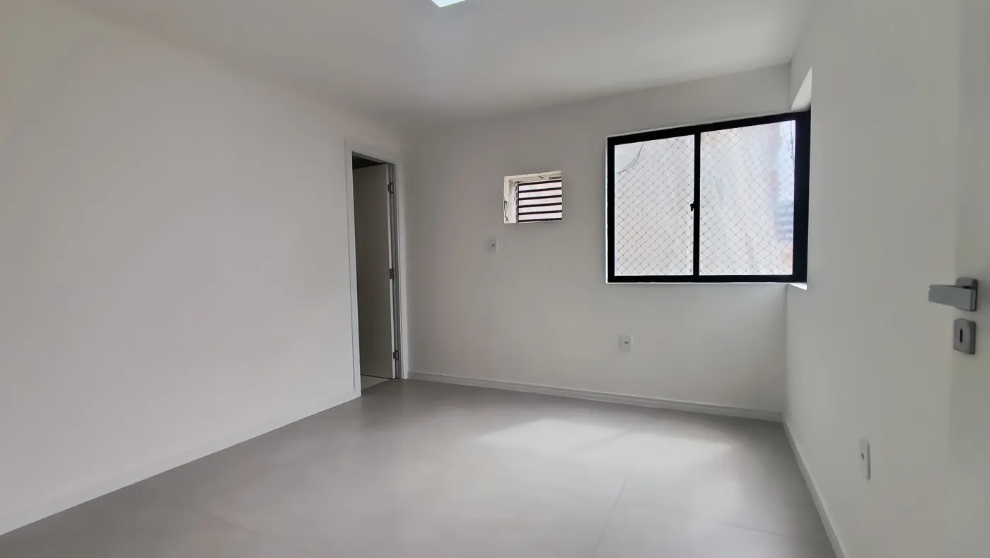 Imagem Apartamento para Venda em Maceió, Jatiúca, 3 dormitórios, 1 suíte, 3 banheiros, 2 vagas