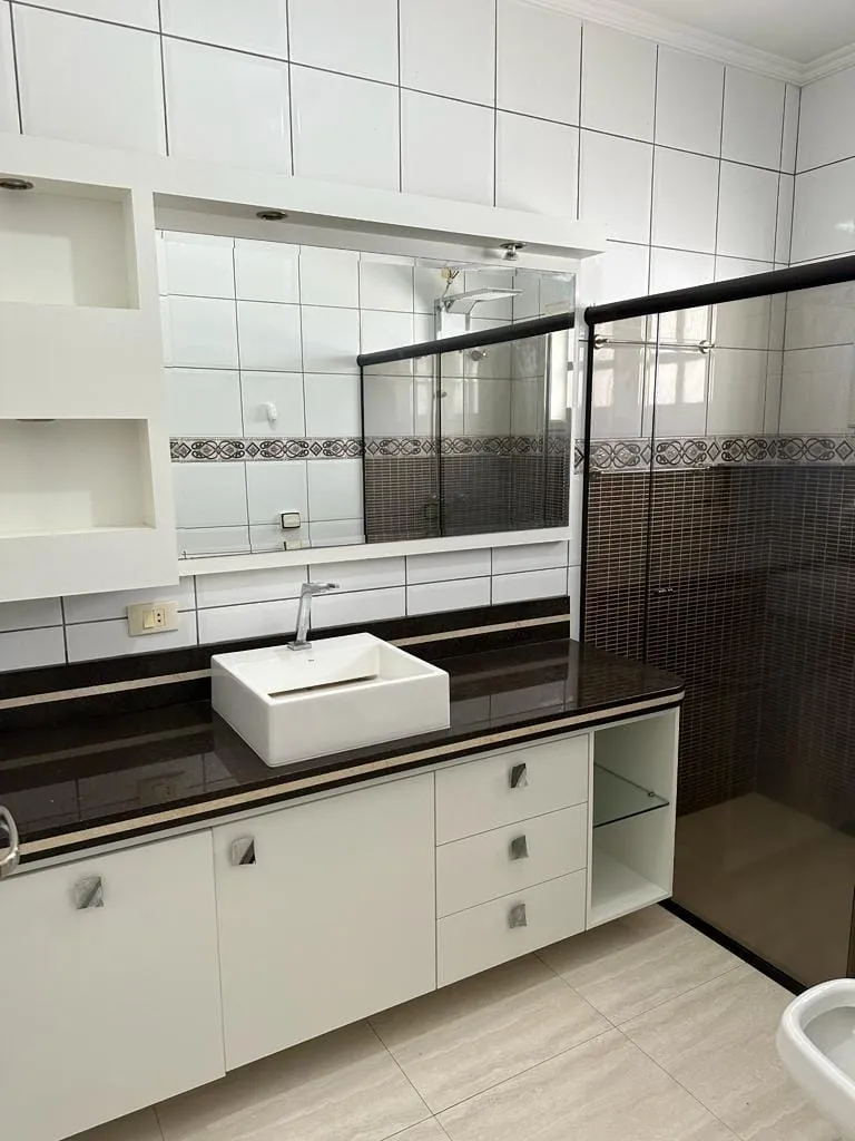 Imagem Casa à venda 4 Quartos, 2 Suites, 4 Vagas, 560M², Taubaté Village, Taubaté - SP | Condominio Taubaté Village