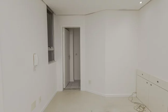 Imagem Edifício Centro Profissional Castro Alves Sala 201 - Sala à venda no bairro Independência - Porto Alegre/RS