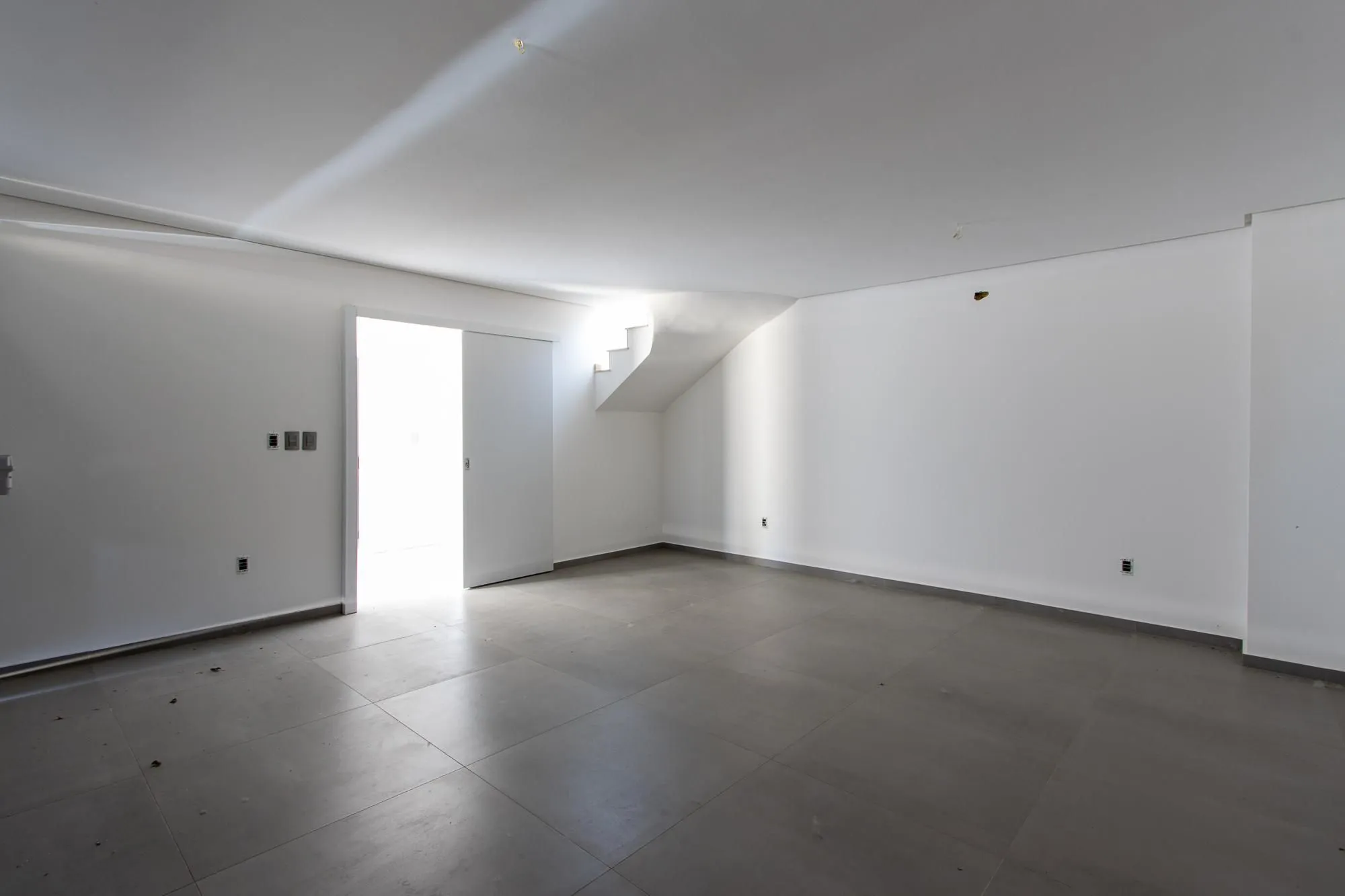 Imagem Casa em condomínio com conforto e exclusividade no bairro Tristeza