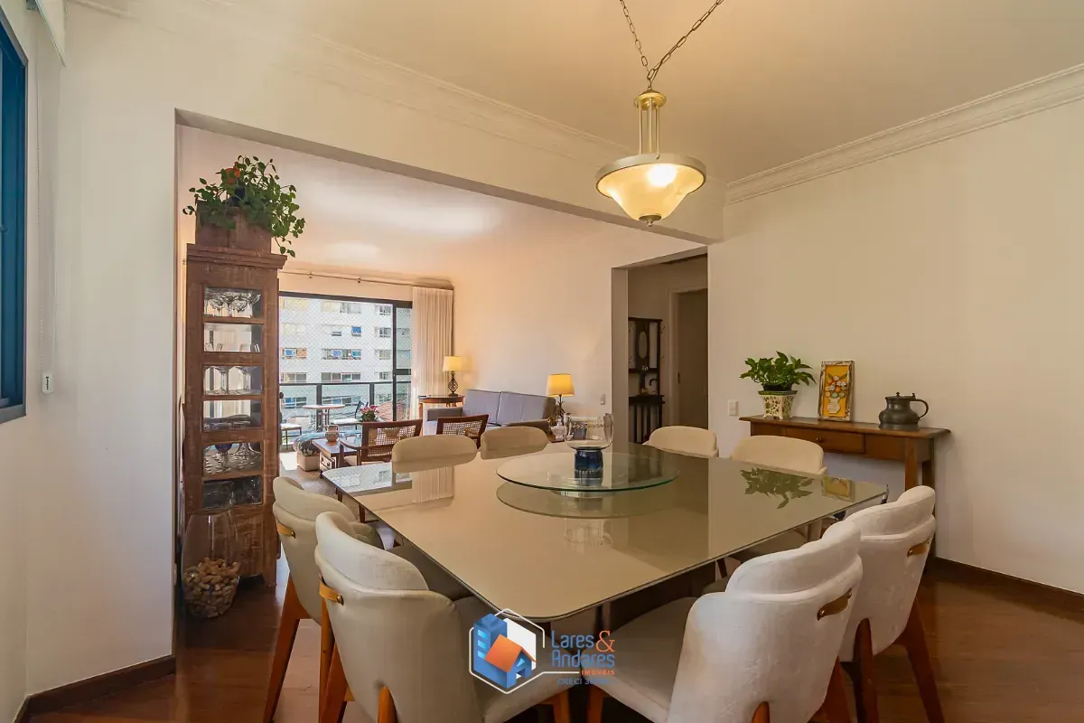 Imagem Apartamento para venda em Moema com 3 quartos, sendo 1 suíte, 152m²