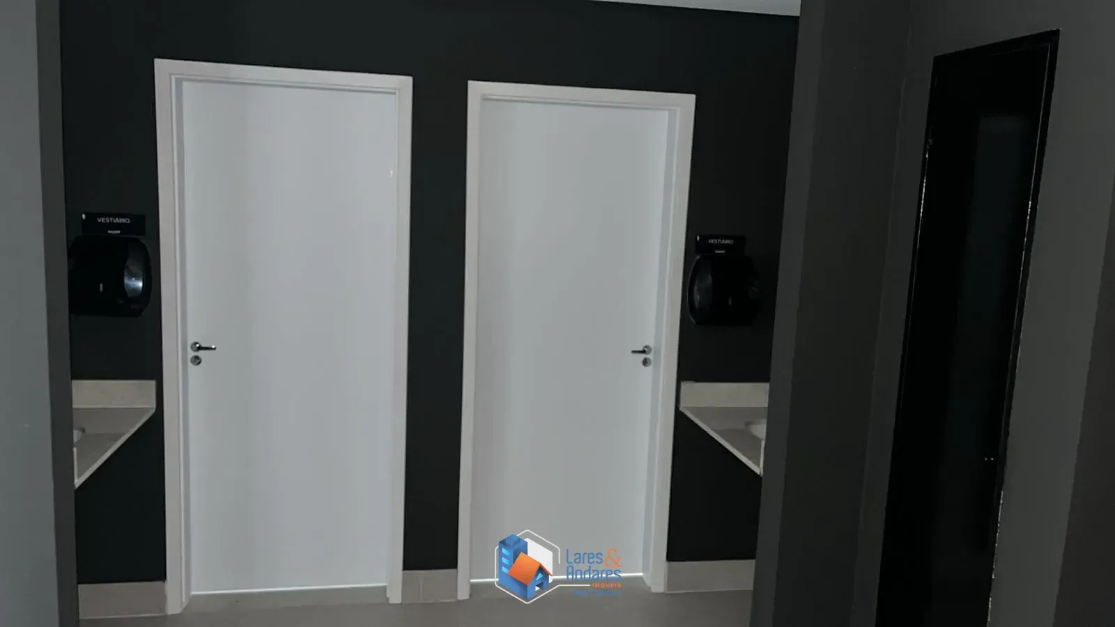 Imagem STUDIO À VENDA COM 25 M², BUSINESS PLACE, 3º ANDAR, COM ESPAÇO GOURMET, PET PLACE E S/VG - IPIRANGA - SP.