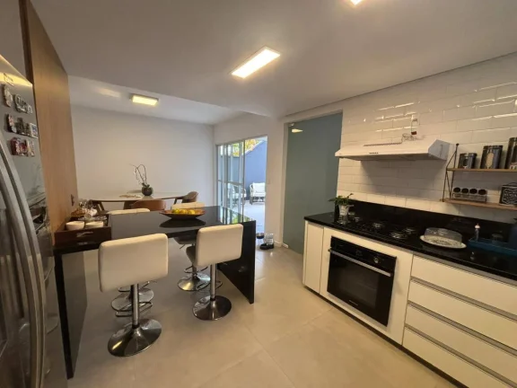 Imagem Casa com 4 dormitórios à venda, 300 m² por R$ 1.690.000,00 - GRANJA VIANA - JARDIM DAS FLORES - Cotia/SP