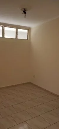 Imagem Casa 3 dormitórios, sendo uma suíte locação para comercial e ou residencial