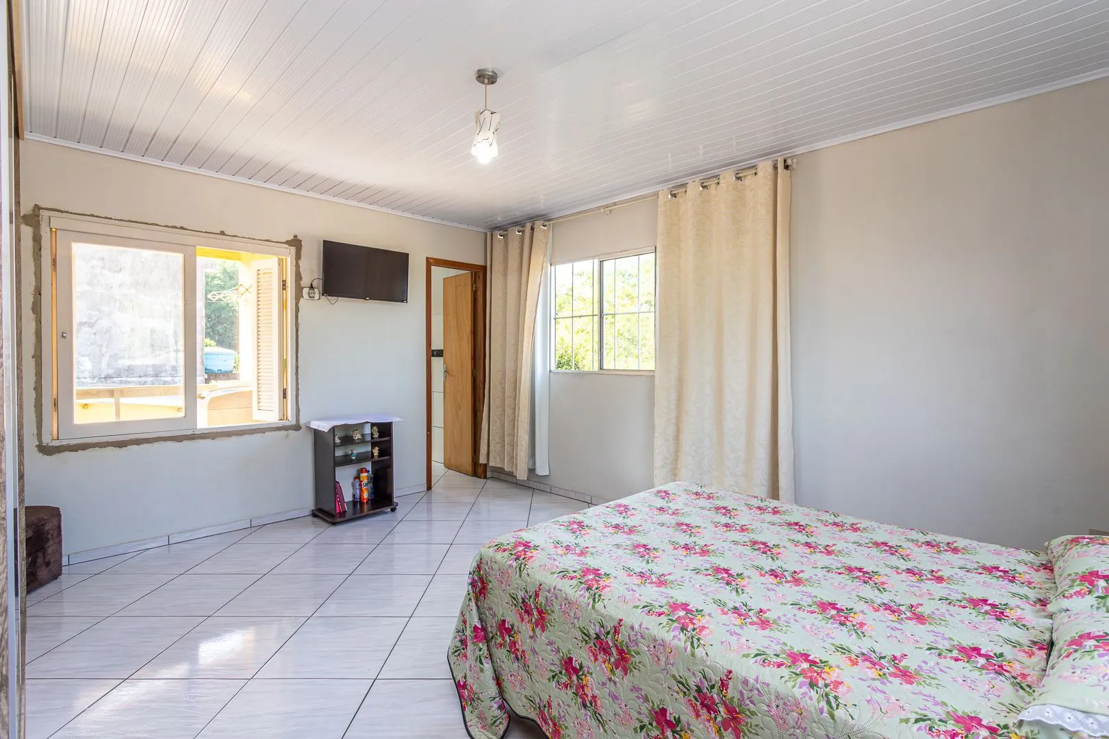 Imagem Casa sobrado em Viamão com loja e apartamento