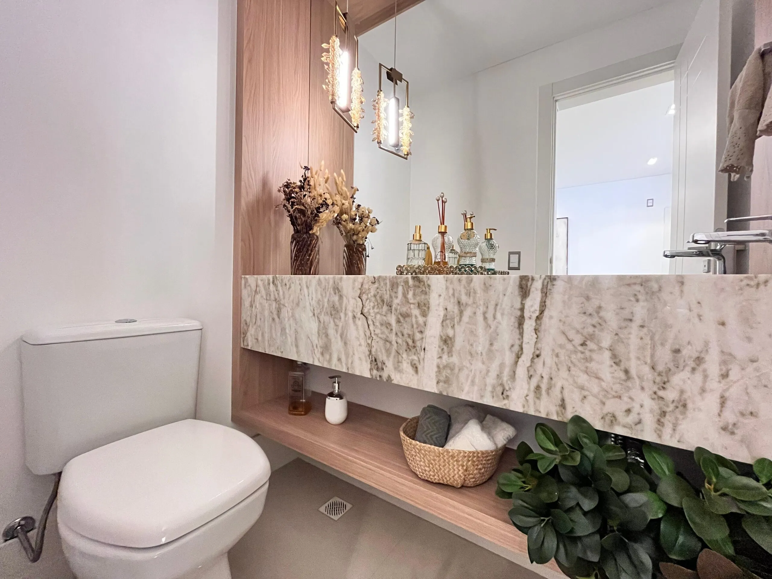 Imagem Apartamento à venda com 197m2 por R$ 3.800.000,00