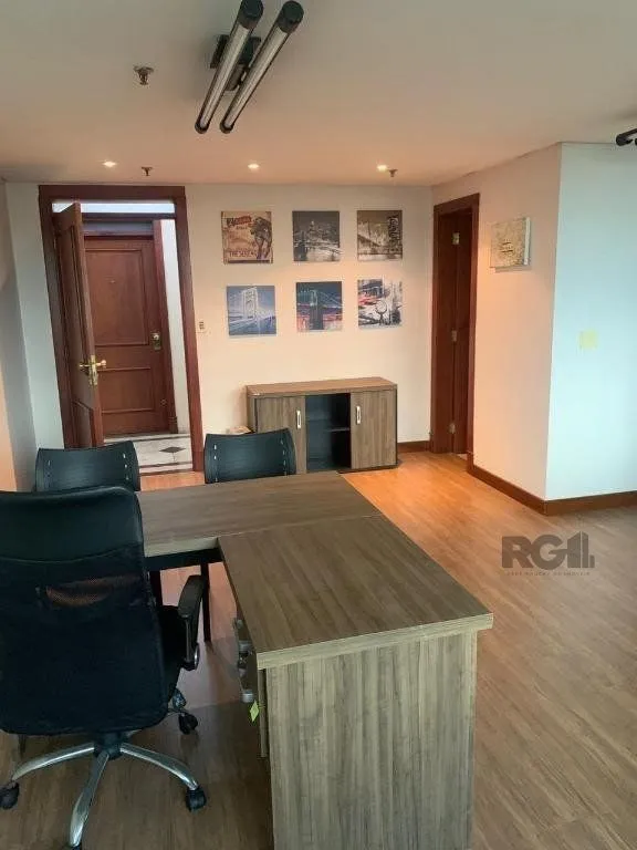 Imagem Vende 7 salas com área privativa de 308,67m² no coração da nova Carlos Gomes