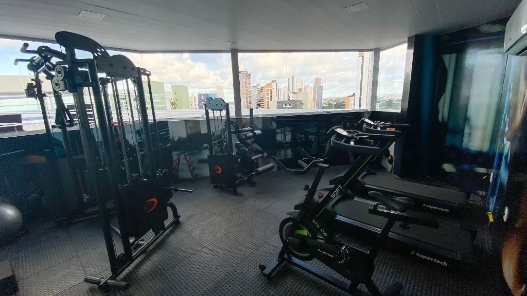 Imagem Apartamento de 54 m² no Vuarnet Home Service, em Miramar, João Pessoa, com 2 quartos, sendo 1 suíte, 2 banheiros e 2 vagas de garagem.
