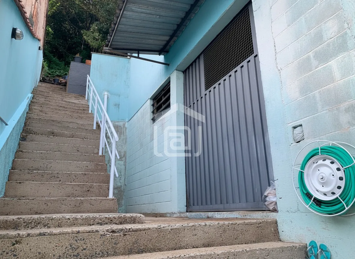 Imagem Casa 2 quartos à venda em Santana do Pedregal, Poços de Caldas