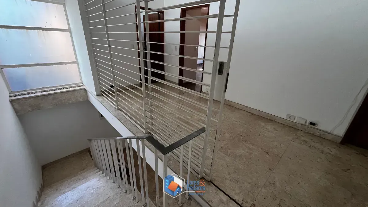 Imagem Casa para venda em Jardim Europa com 4 quartos, sendo 1 suíte, 345m²