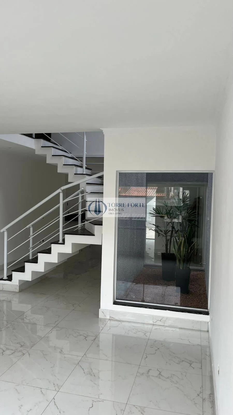Foto do imóvel Casa sobrado novo, com 120m² em rua tranquila na Vila Canero em Rua Areia Fina
