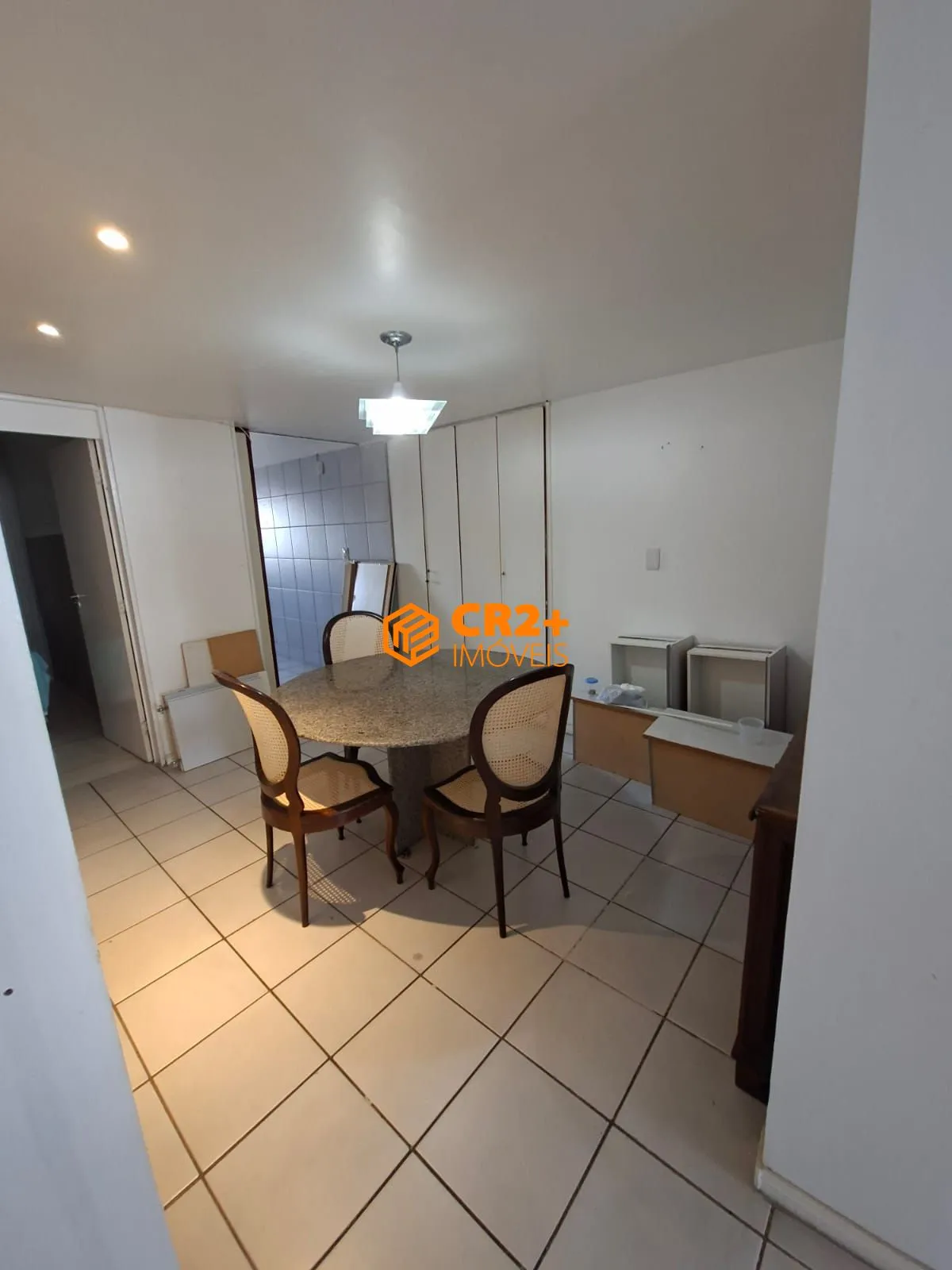 Imagem Vendo Apartamento na Conselheiro Portela andar alto!