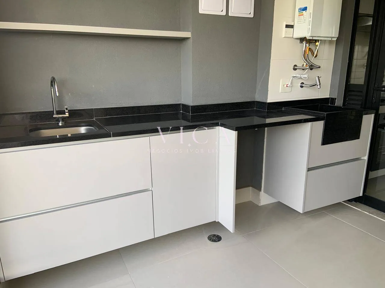 Imagem Apartamento de 65m² com 2 quartos para aluguel por R$ 5.655/mês Alphaville