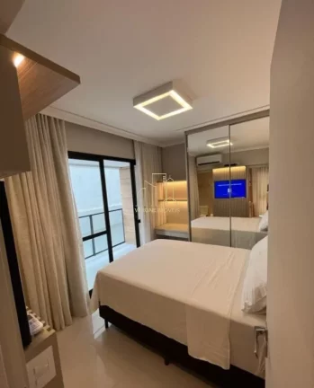 Imagem Lindo studio decorado em frete a praia varanda gourmet a venda na Barra