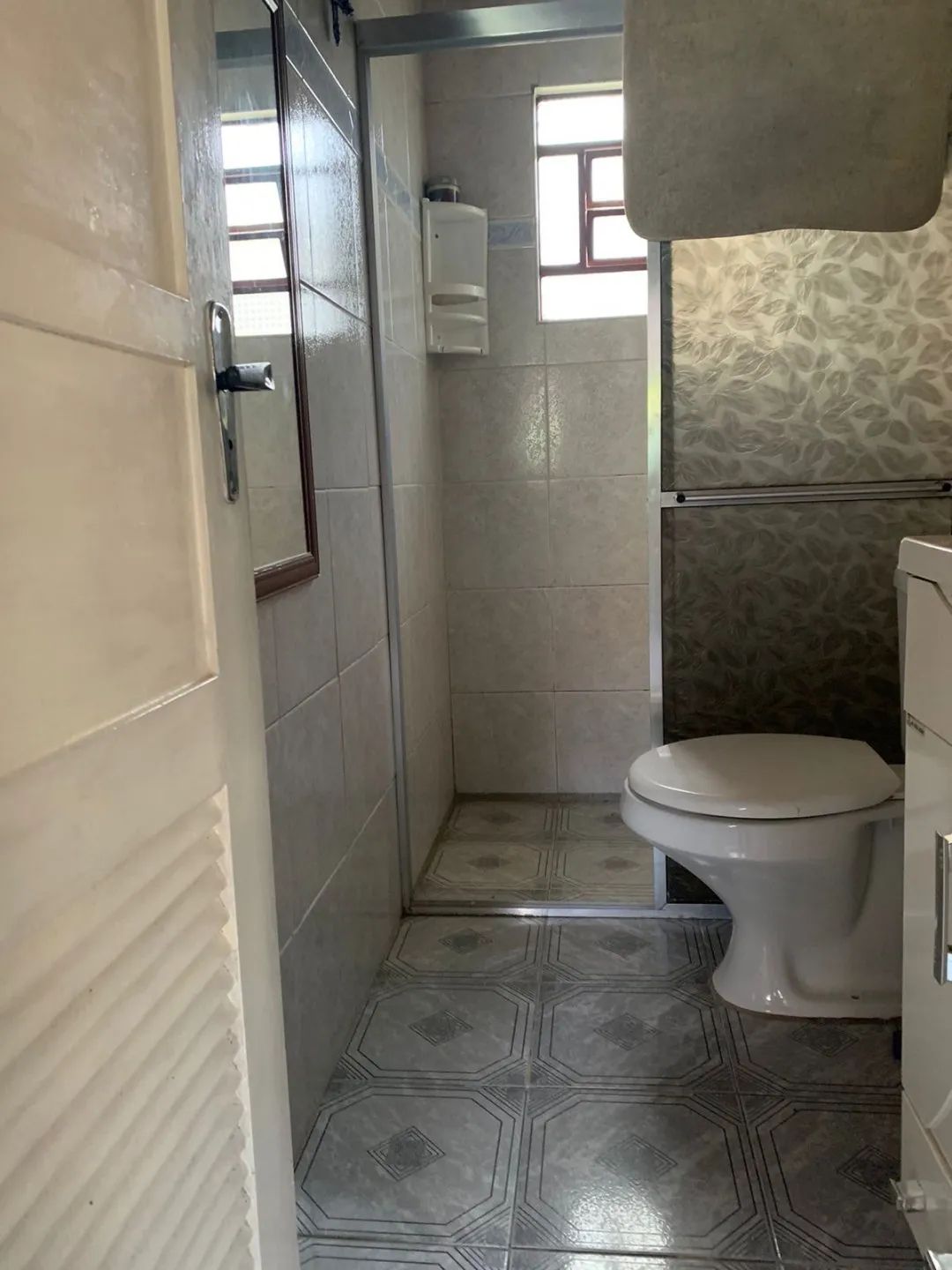 Imagem Oportunidade na Vila Elsa - Duas Casas no Mesmo Terreno!