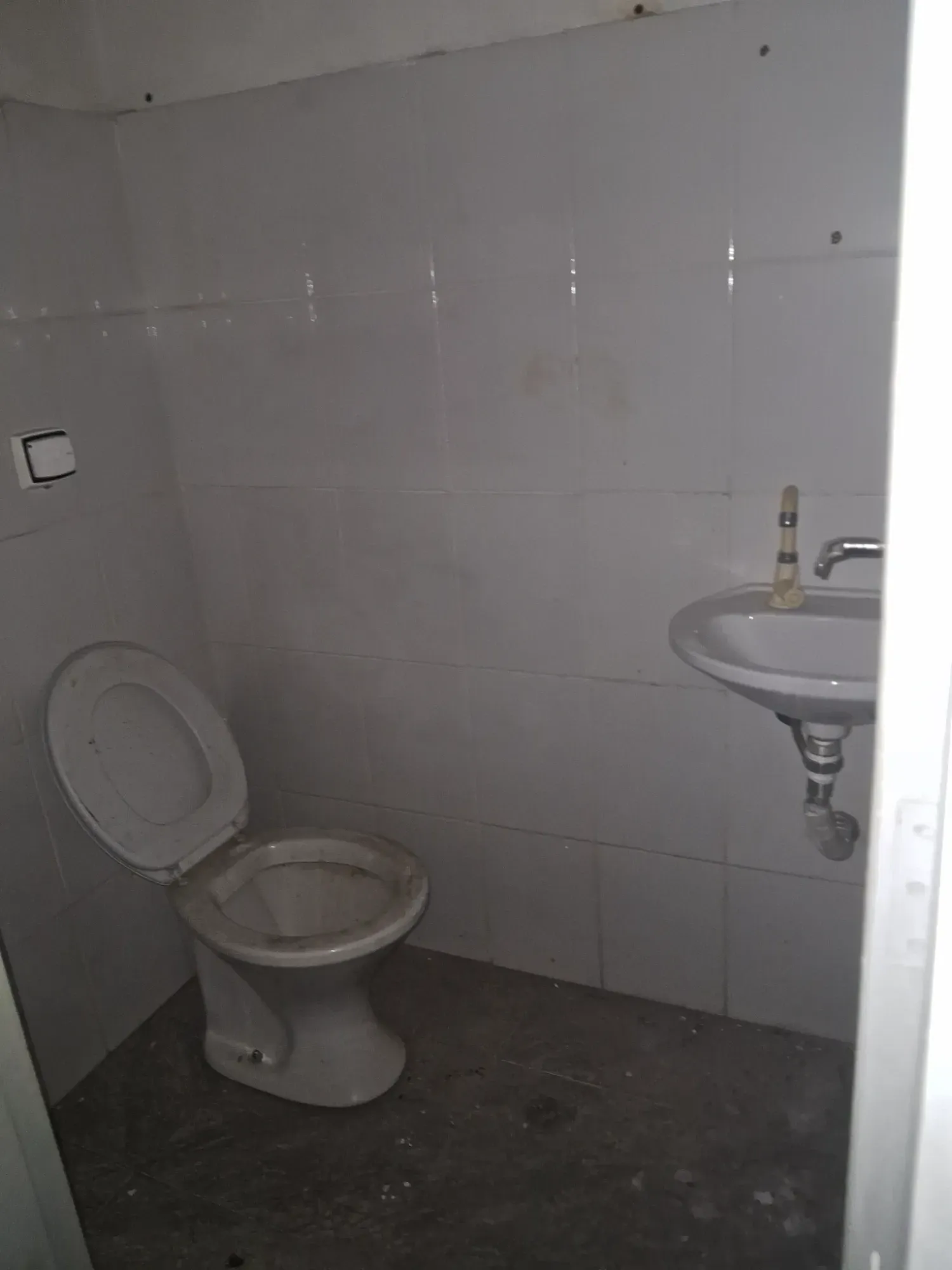 Imagem Galpão para Alugar, 138 m² em Vila Anastácio - São Paulo