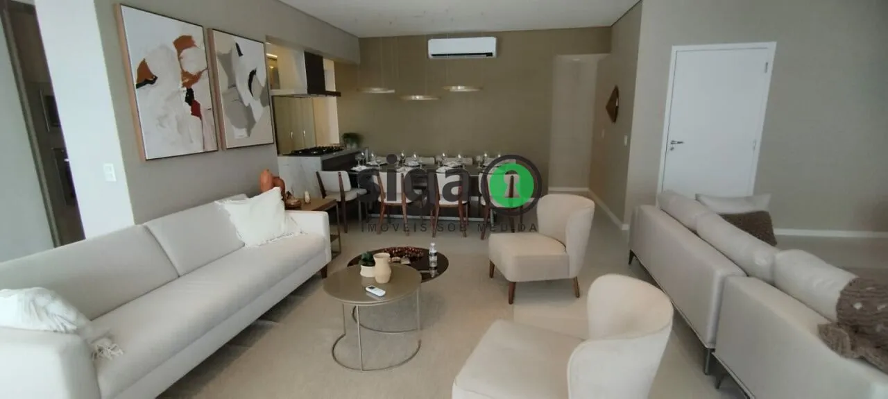 Imagem Apartamento mobiliado 196m² no EZ Parque da Cidade - 3 Suítes, 4 Vagas e Porteira Fechada