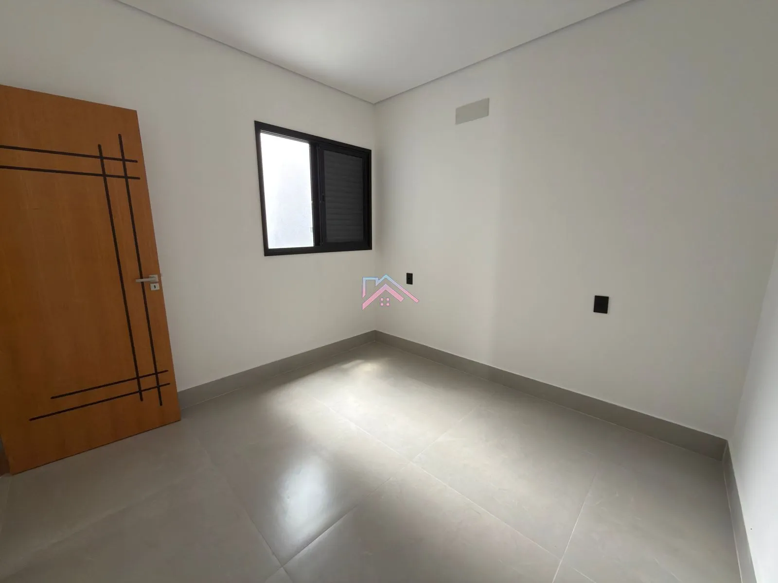 Imagem Casa à venda - Área útil 75 m2 com 3 dormitórios sendo 1 suíte com closet - 2 vagas - Jardim Vale Ve