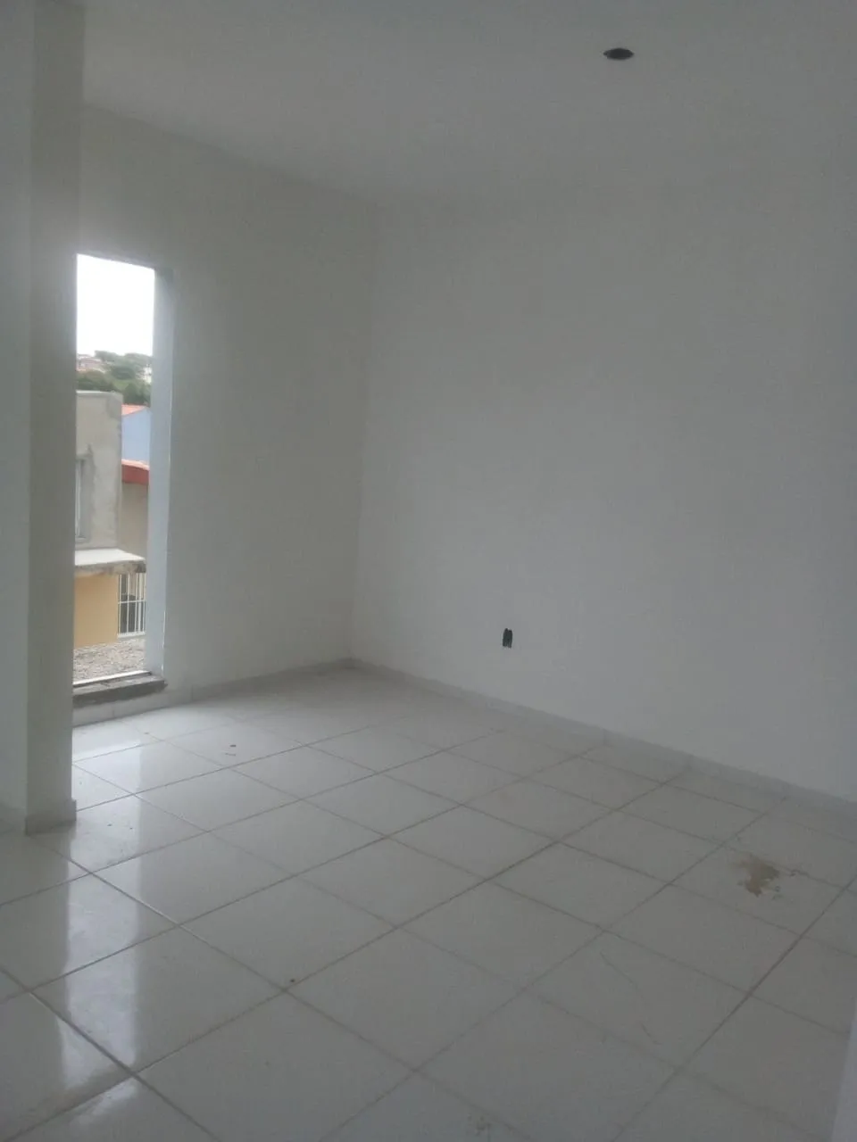 Imagem Apartamento à venda em condomínio no Jardim Sônia Maria, Sorocaba-SP: 1 quarto, 1 sala, 21,26m² de área.