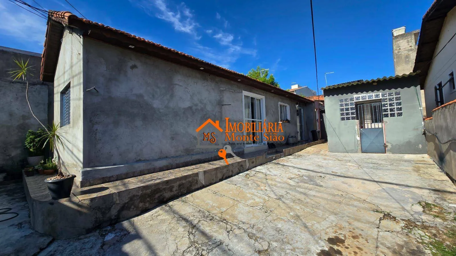 Imagem Casa com 5 dormitórios à venda, 250 m² por R$ 700.000,00 - Jardim Bom Clima - Guarulhos/SP