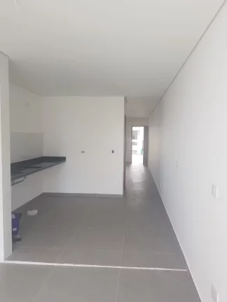 Imagem VENDO SOBRADO COM 03 SUÍTES NO BAIRRO VILA ERNA! (CUPECÊ)