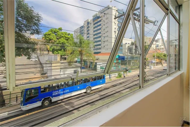 Imagem Sala para venda no bairro Floresta em Porto Alegre