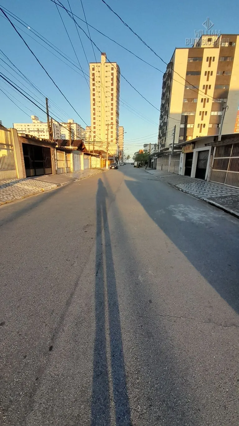 Imagem Apartamento à Venda - Ocian - 2 quartos com elevador