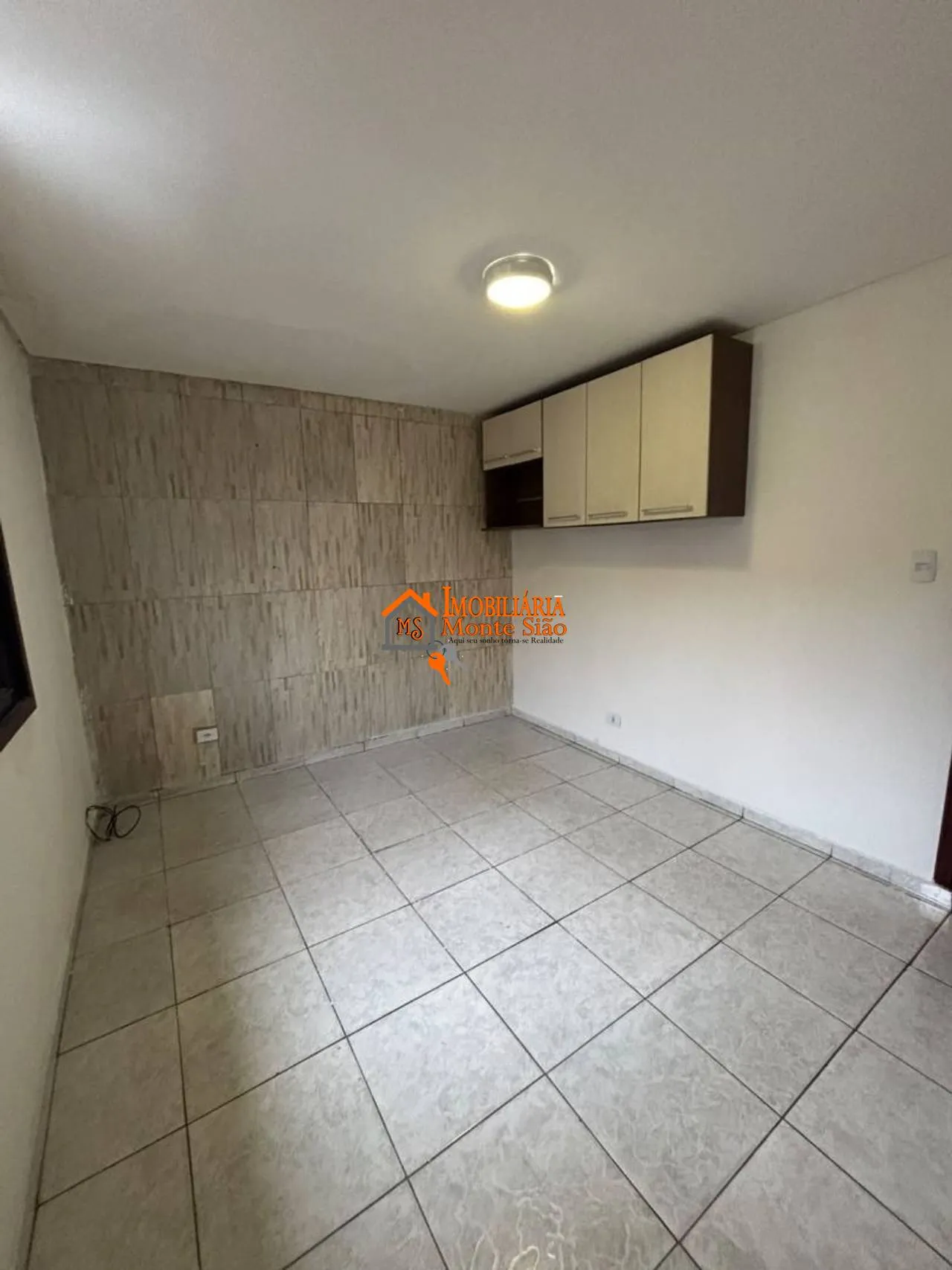 Imagem Casa com 2 dormitórios para alugar, 250 m² por R$ 2.331,00/mês - Gopoúva - Guarulhos/SP