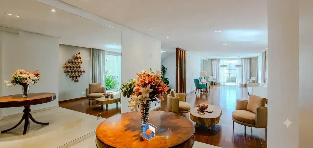 Imagem Casa para venda em Pacaembu com 3 quartos, sendo 3 suítes, 350m²