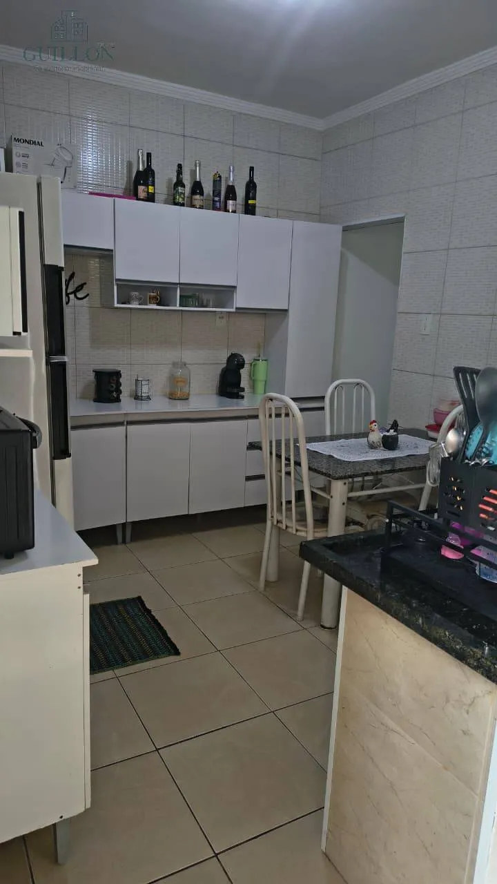 Imagem Casa à Venda - Bairro Feital