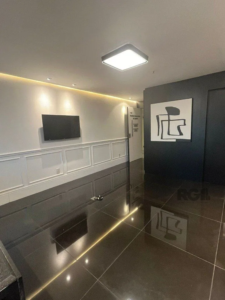 Imagem Prestígio e Conforto: Sala Comercial c/ Vaga no Moinhos de Vento