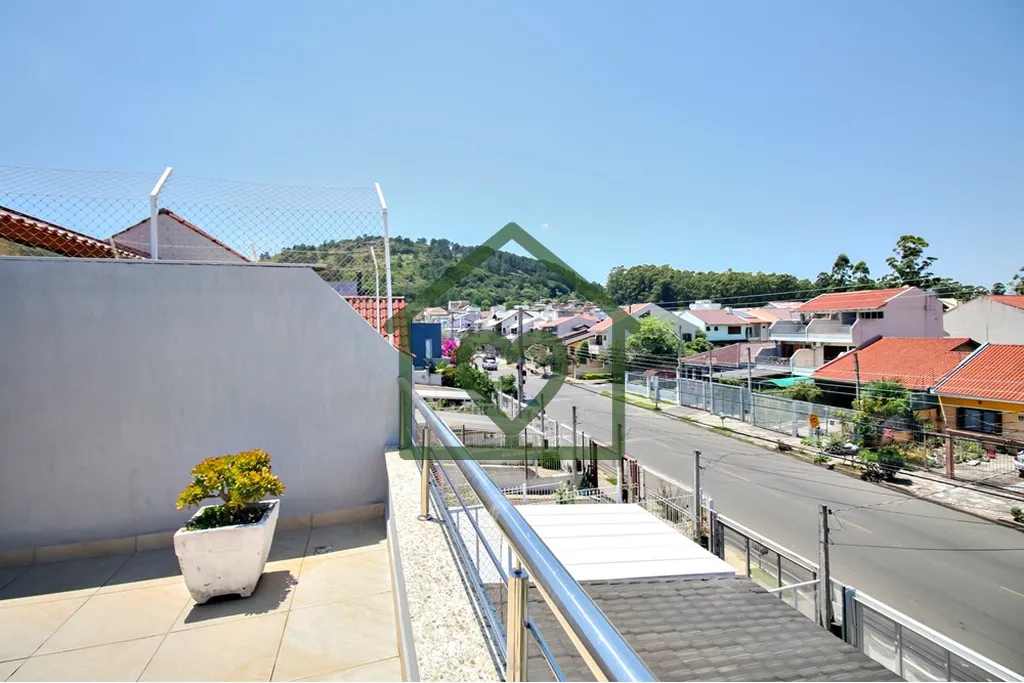 Imagem Exclusividade e Sofisticação: Este sobrado de 3 suítes e terraço com vista para o guaíba está ...