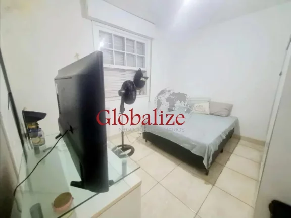 Imagem Casa com 78m², 2 quartos, 2 banheiros, quintal por R$320.000,00 na Vila Mathias em Santos