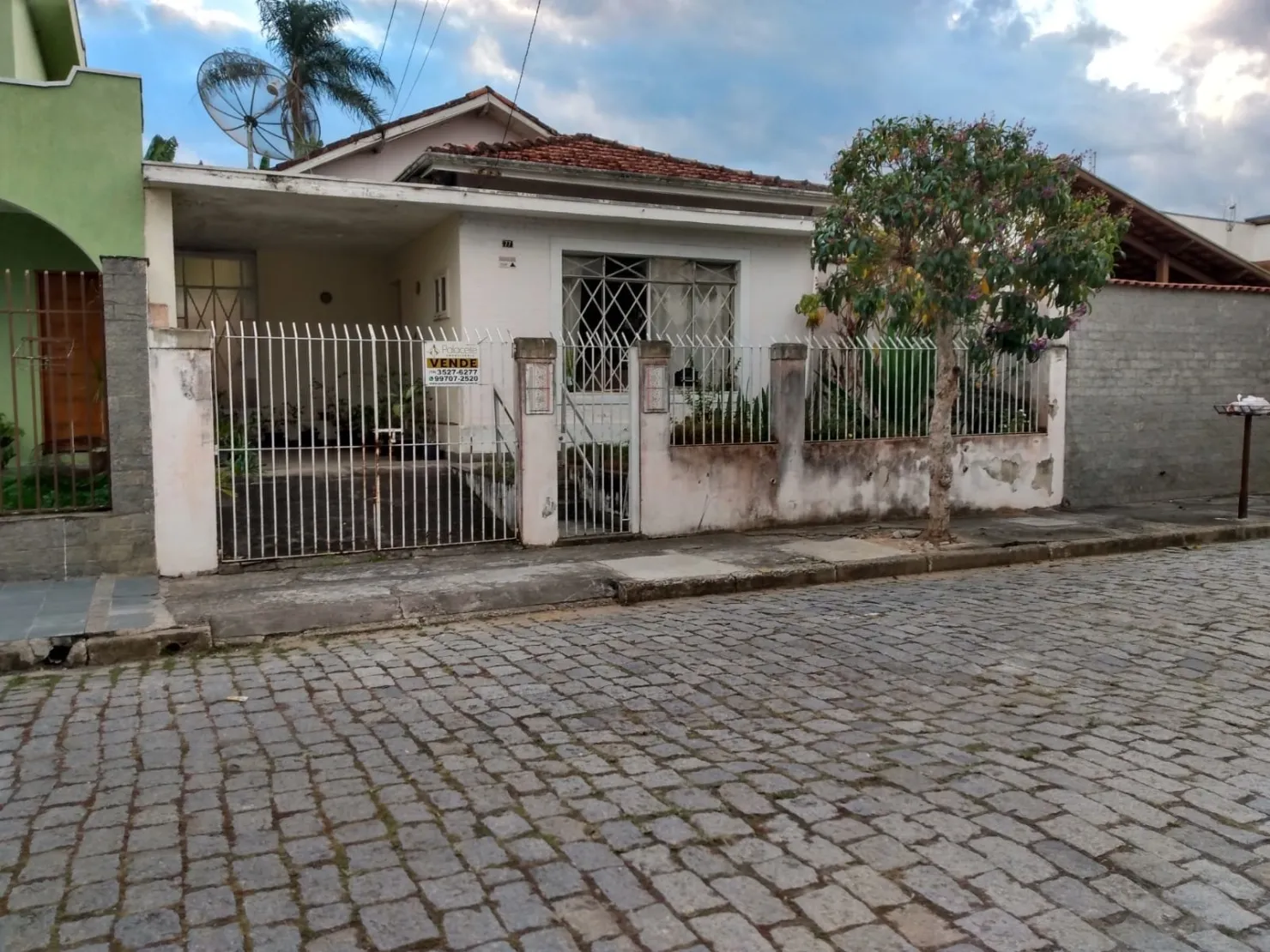 Foto do imóvel Casa à venda 3 Quartos, 1 Vaga, 250M², Jardim Boa Vista, Pindamonhangaba - SP