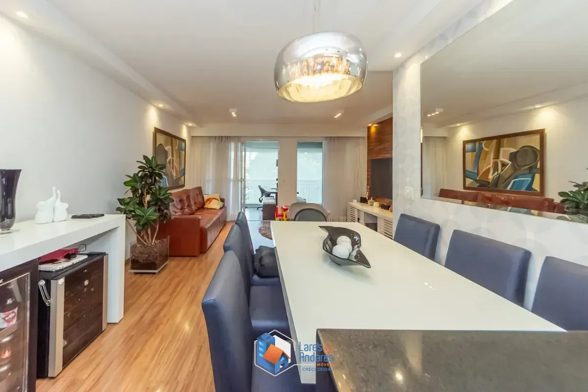 Imagem APTO À VENDA, COM 82 M², 2 DORMS. (1 SUÍTE) COM ARMÁRIOS EMB. E AR COND. , VARANDA GOURMET, PISCINA E 2 VGS. NA VILA GUMERCINDO - SP.