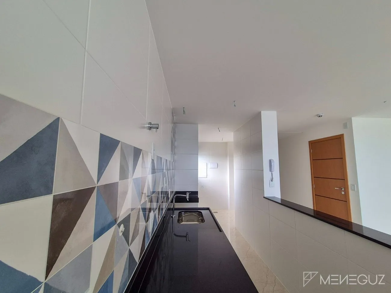 Imagem Apartamento 3 Quartos na Beira Mar da Praia do Morro - Prédio Novo com Lazer na Cobertura