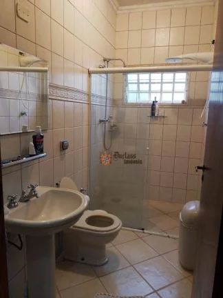 Imagem Sobrado com 4 dormitórios à venda, 962 m² por R$ 2.500.000,00 - Quiririm - Taubaté/SP