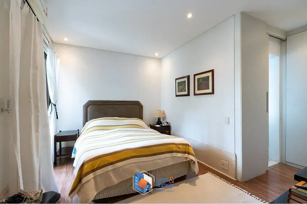 Imagem Apartamento à venda 4 Quartos 2 Suites 5 Vagas 200M² Morumbi São Paulo - SP