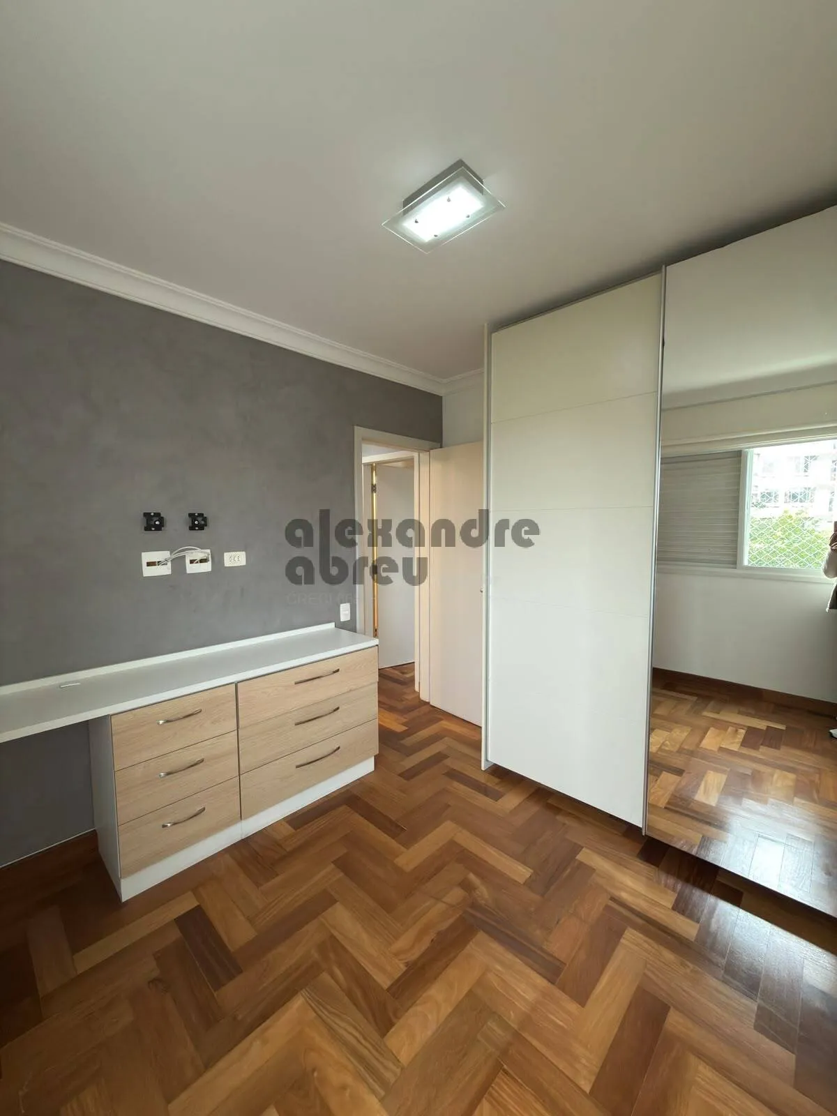 Imagem Apartamento com 2 dormitórios(1 suíte) 2 vagas em excelente localização.