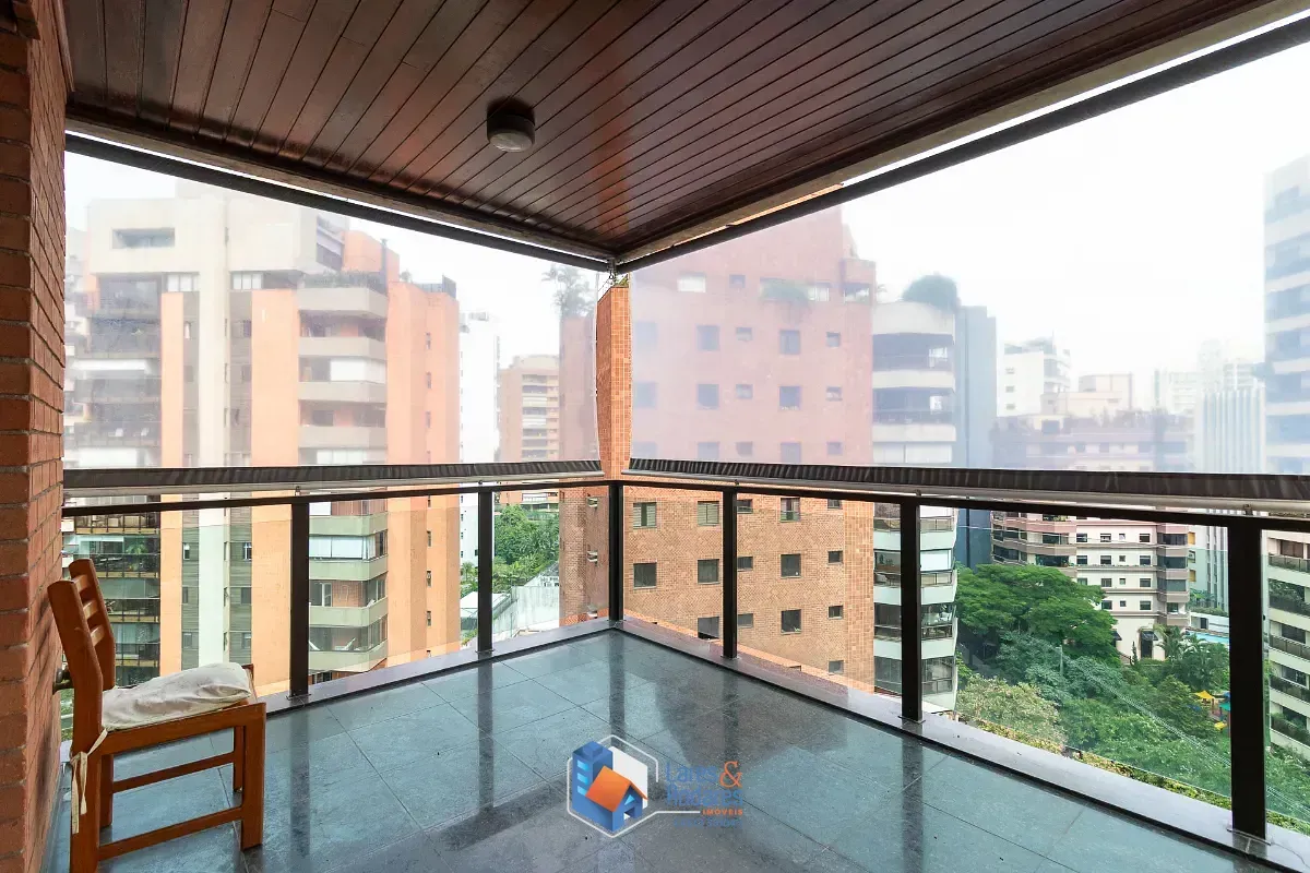 Imagem Apartamento para venda em Moema com 3 quartos, sendo 3 suítes, 325m²