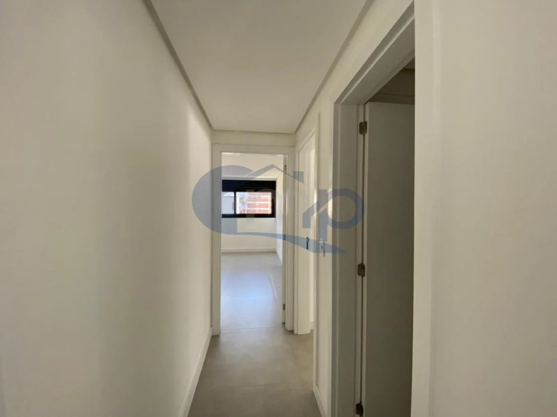 Imagem Apartamento a venda com 2 dormitorios no centro de Torres/RS