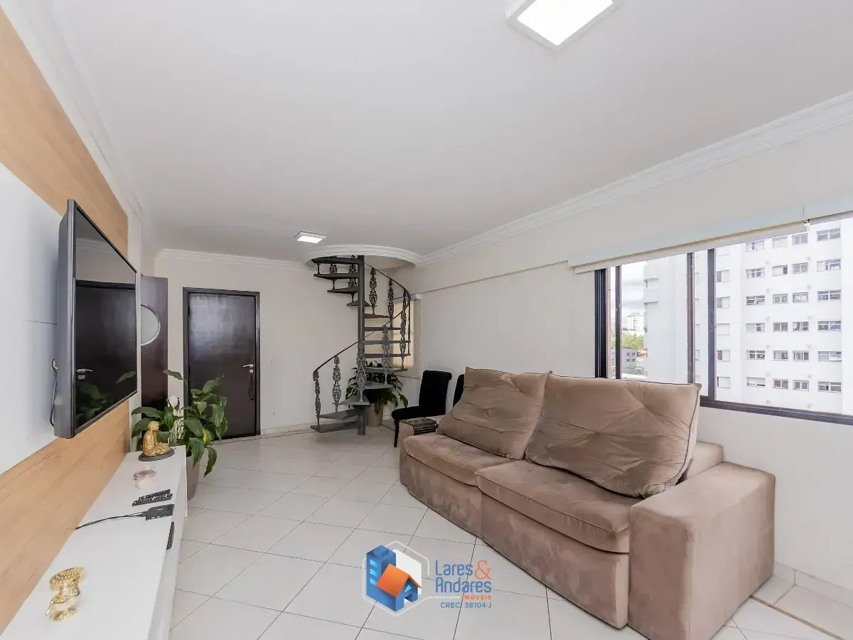 Imagem Cobertura para venda em Vila Gumercindo com 3 quartos, sendo 1 suíte, 185m²