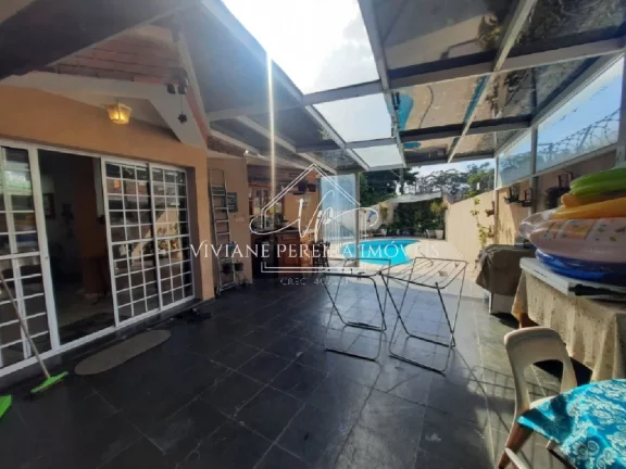Imagem Casa a venda Jardim Adalgisa com piscina