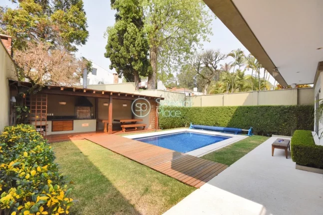 Imagem Excelente casa à venda no Morumbi, próximo ao Colégio Pio XII - Área construída: 500m² - Terre...